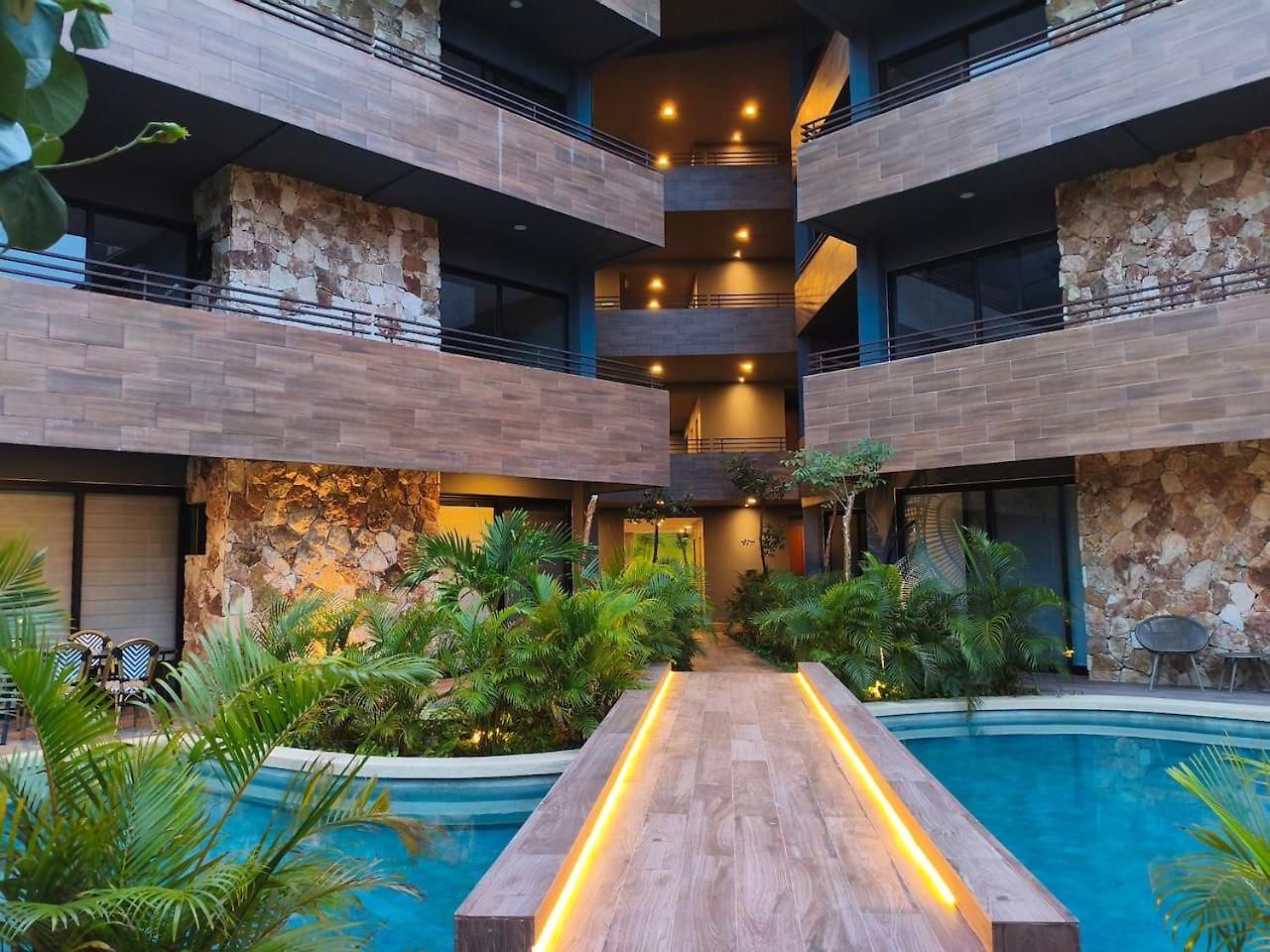 Paramar Noir Swim-up Aldea Zama * Tulum