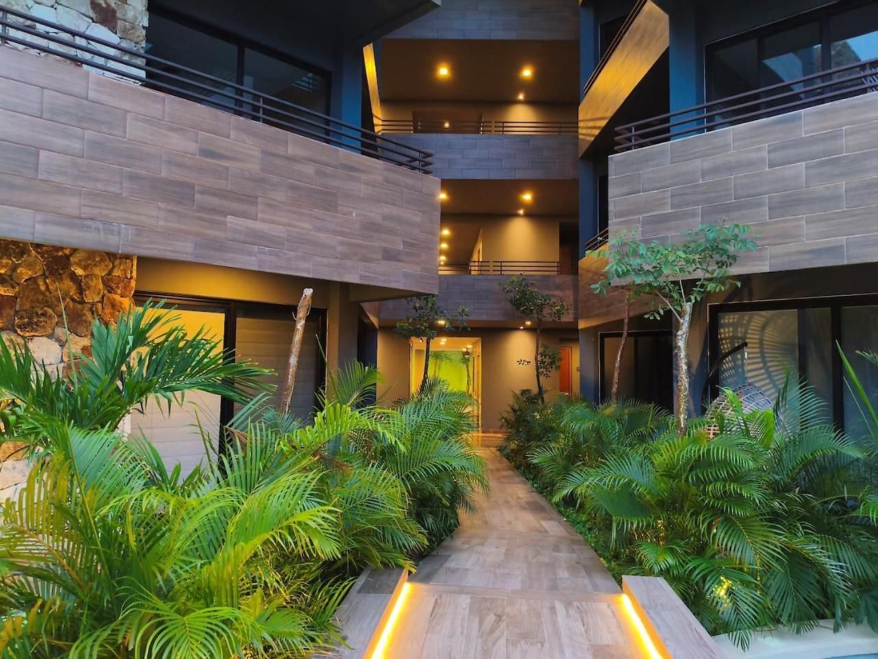 Paramar Noir Swim-up Aldea Zama Apartamento *
