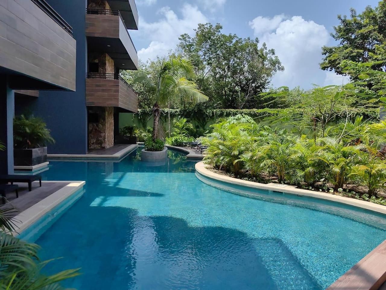 Paramar Noir Swim-up Aldea Zama *