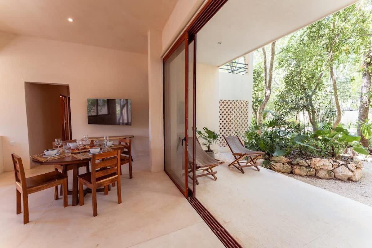 Private 9br Luxury Compound With Private Plunge Pools
