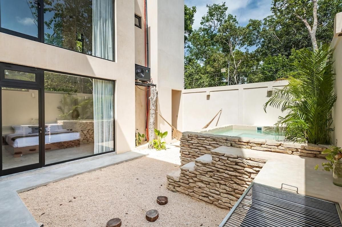 5-bedroom Private House With Pool In Villa *