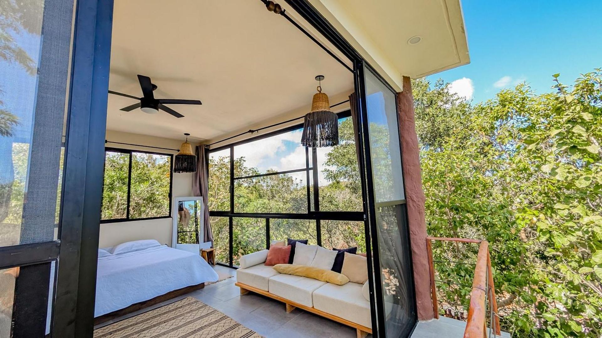 Curandero Villa *