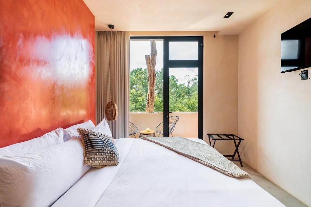5-bedroom Private House With Pool In Villa