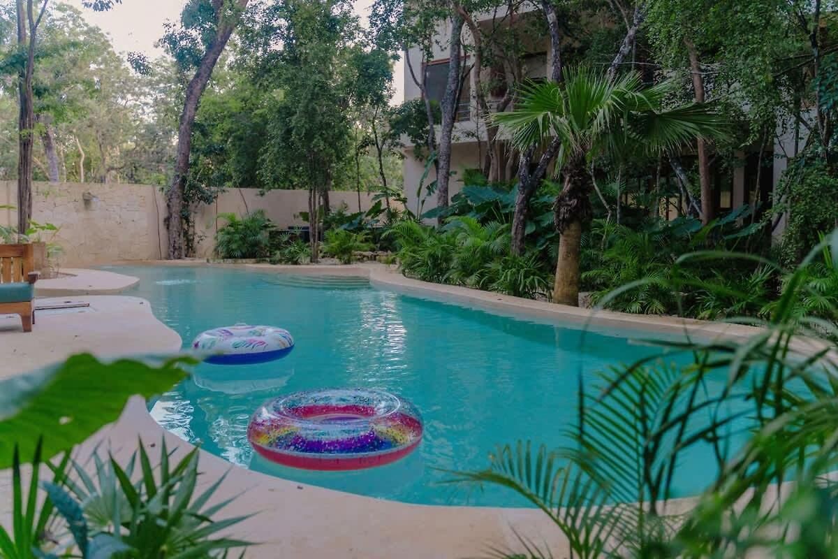 Private 6br Jungle Compound With Rooftop Pool Сasa de vacaciones *