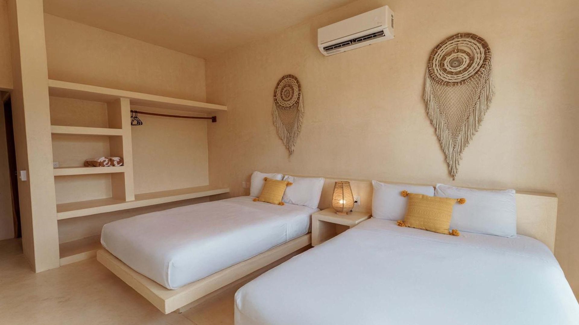Сasa de vacaciones Modern Ground-level 3br Retreat With Private Pool *