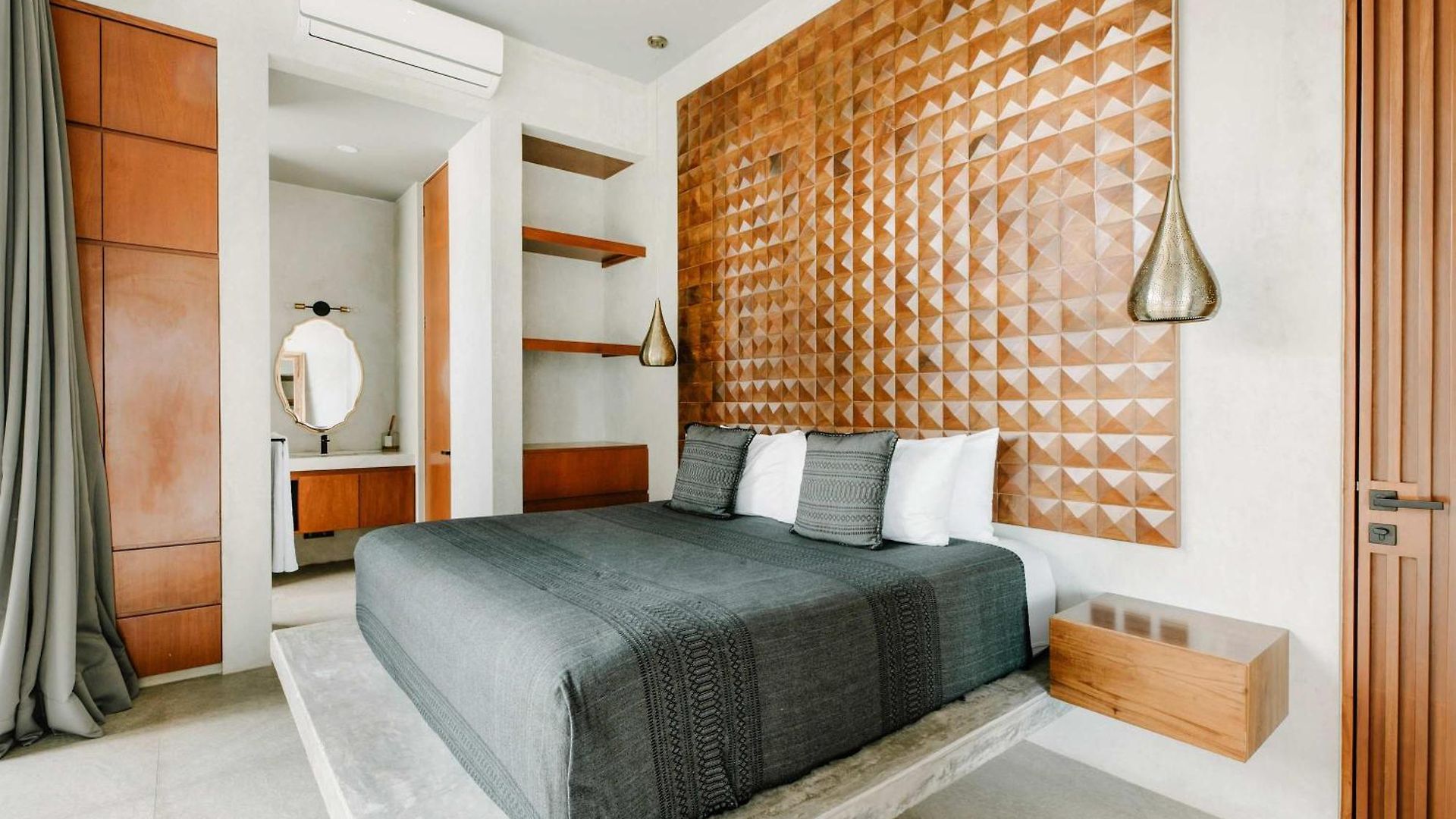 Casa Don Rey - Tulum's Largest Mansion - Villa
