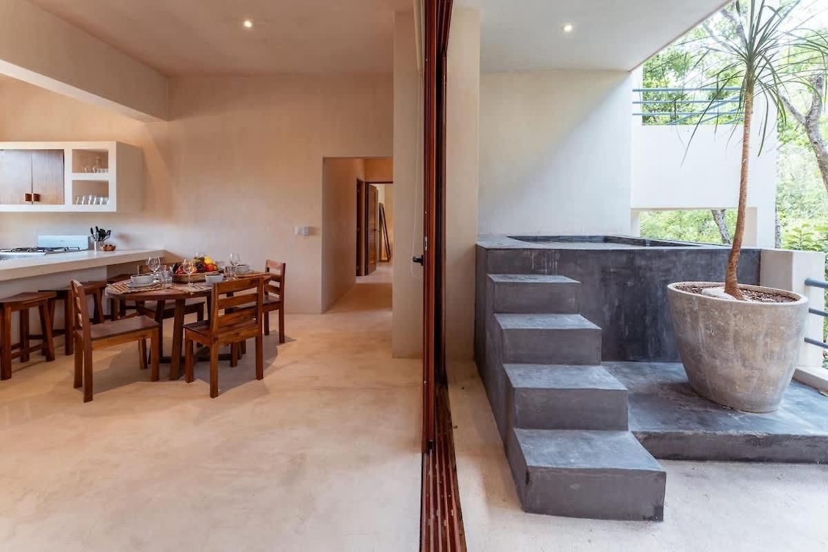 Private 9br Luxury Compound With Private Plunge Pools