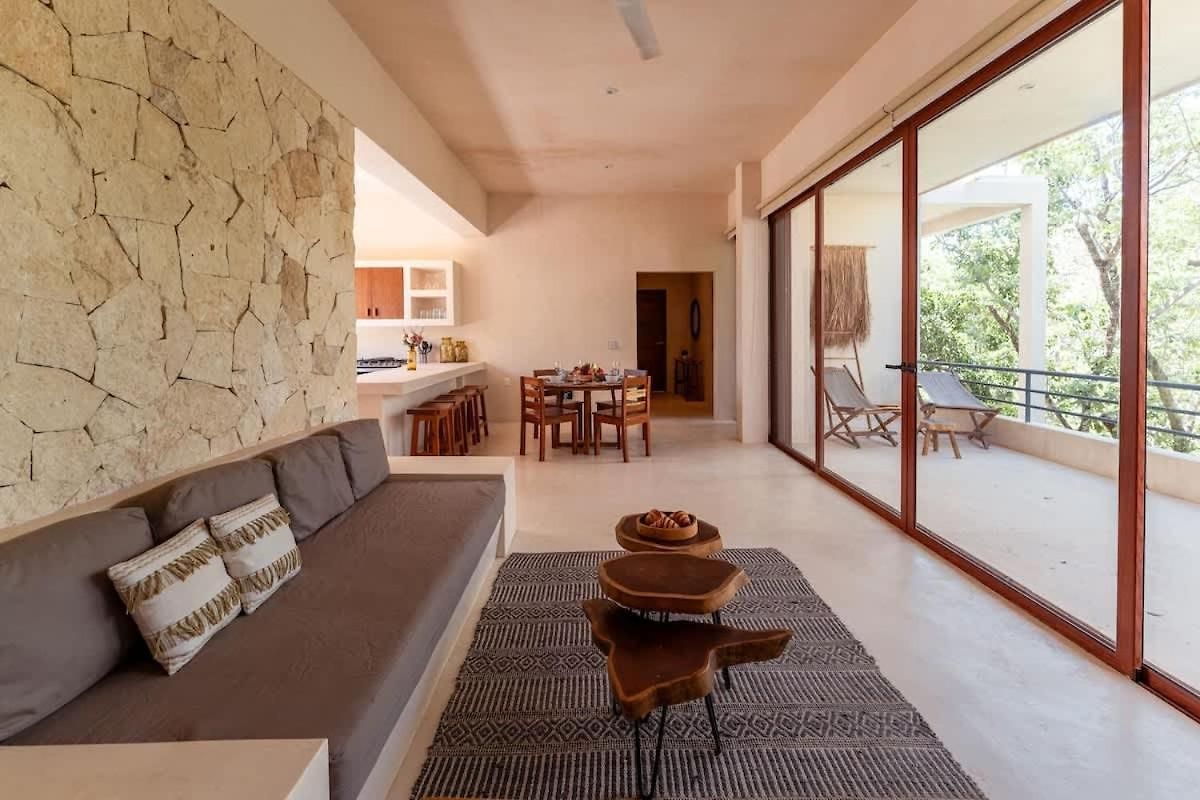Private 9br Luxury Compound With Private Plunge Pools