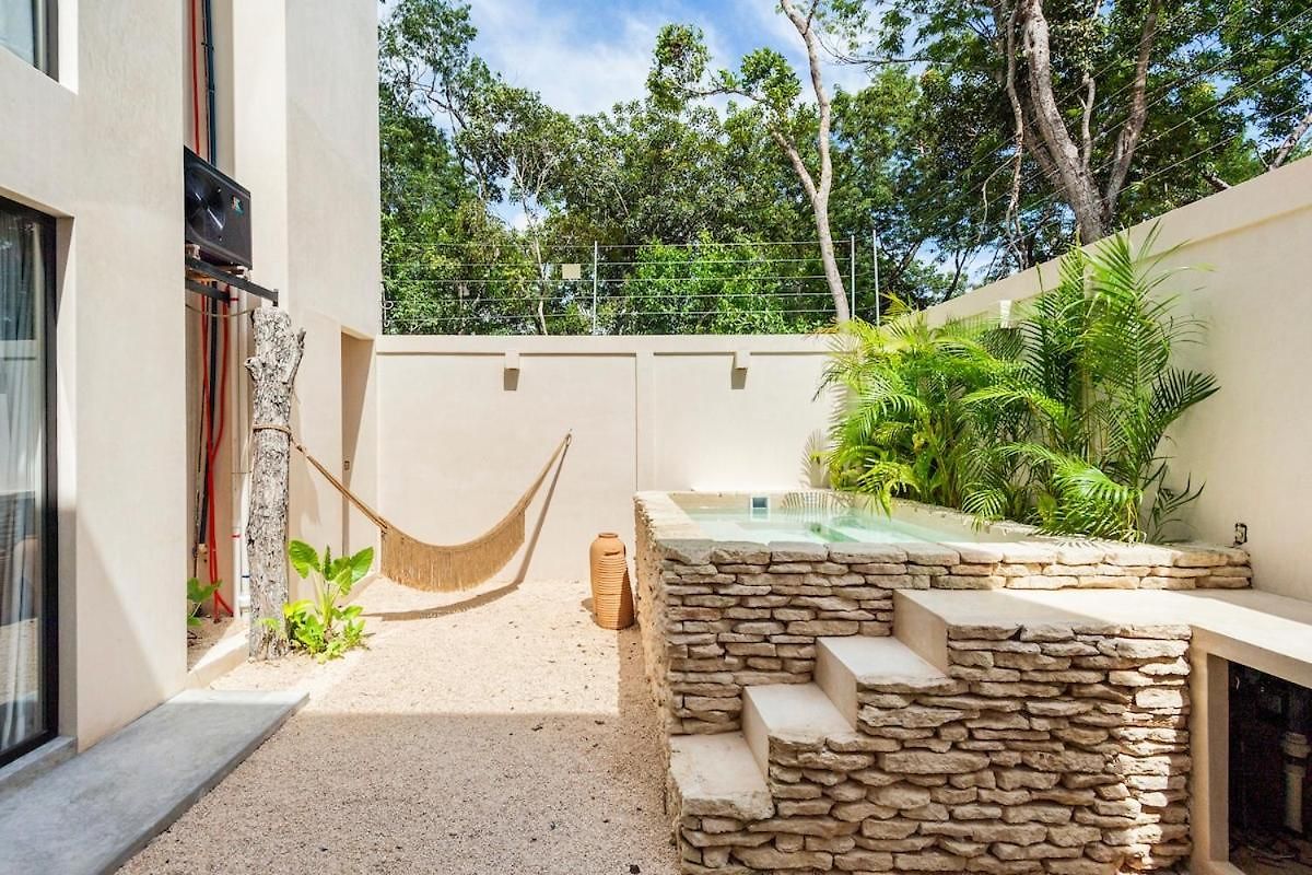 Villa 5-bedroom Private House With Pool In