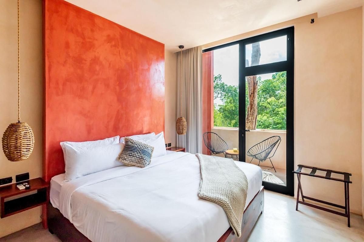 5-bedroom Private House With Pool In Villa