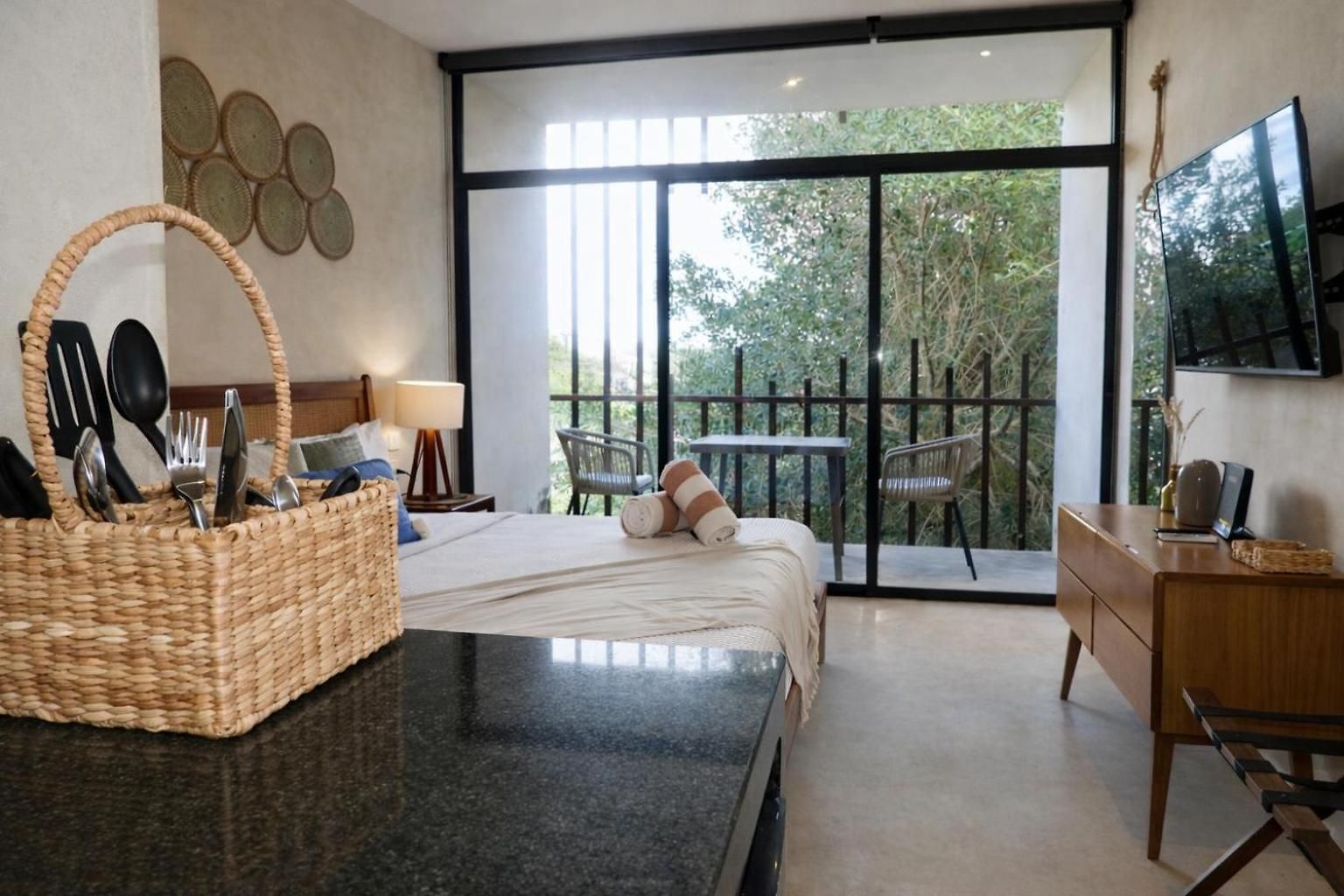 King En Coba Pool, Gym & Garden Hotel *