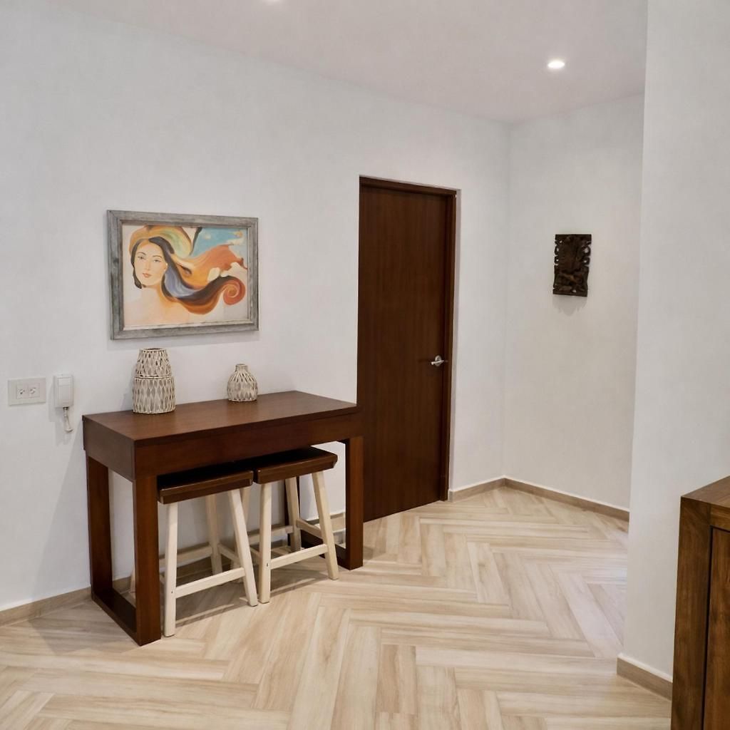 New! La Veleta 2br, Pool, Jacuzzi & Gym Сasa de vacaciones *