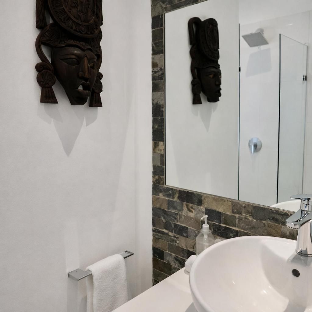 Сasa de vacaciones New! La Veleta 2br, Pool, Jacuzzi & Gym *