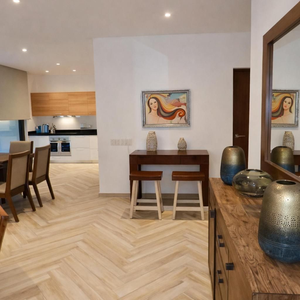 New! La Veleta 2br, Pool, Jacuzzi & Gym Сasa de vacaciones