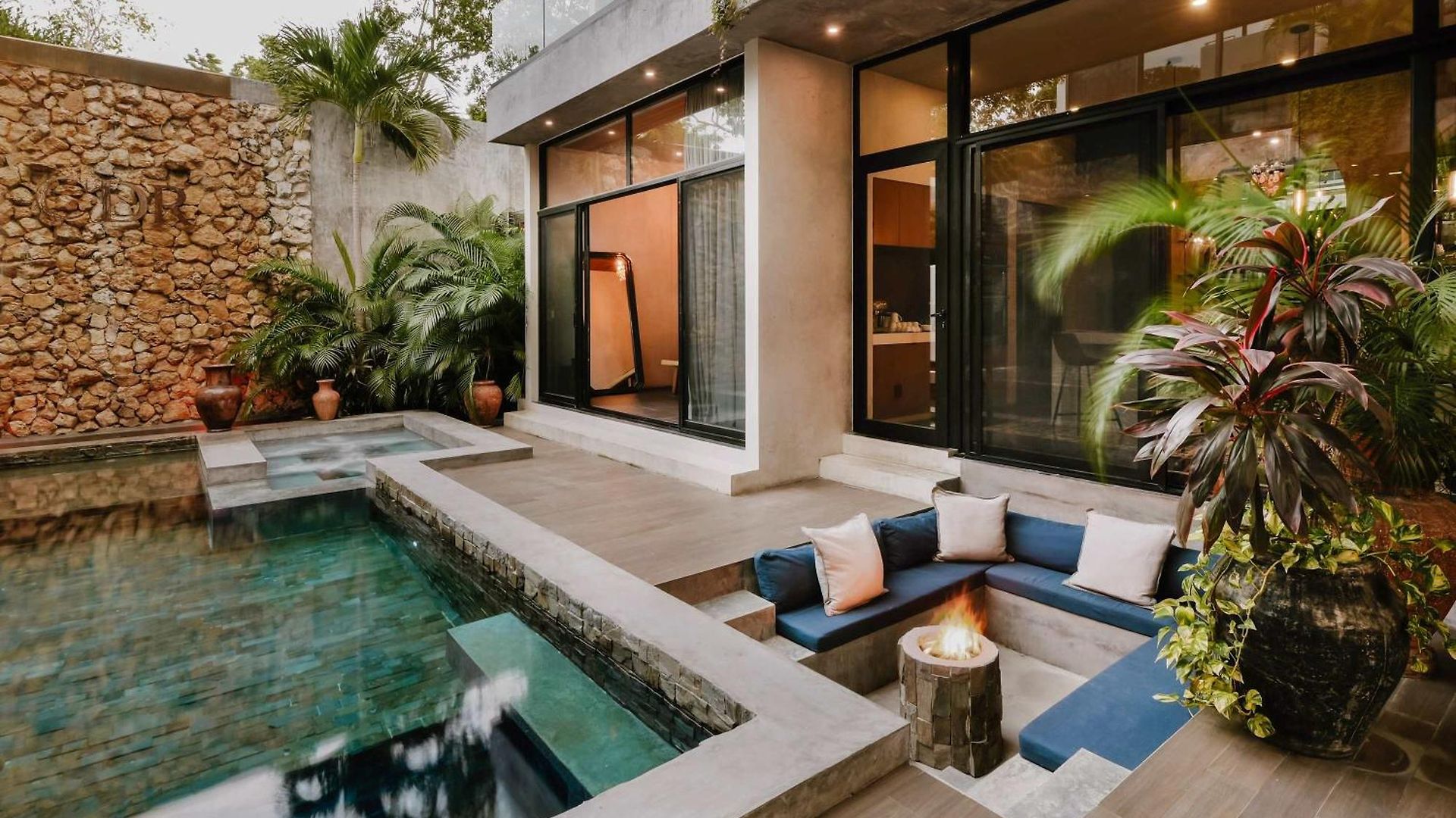Villa Casa Don Rey - Tulum's Largest Mansion - *