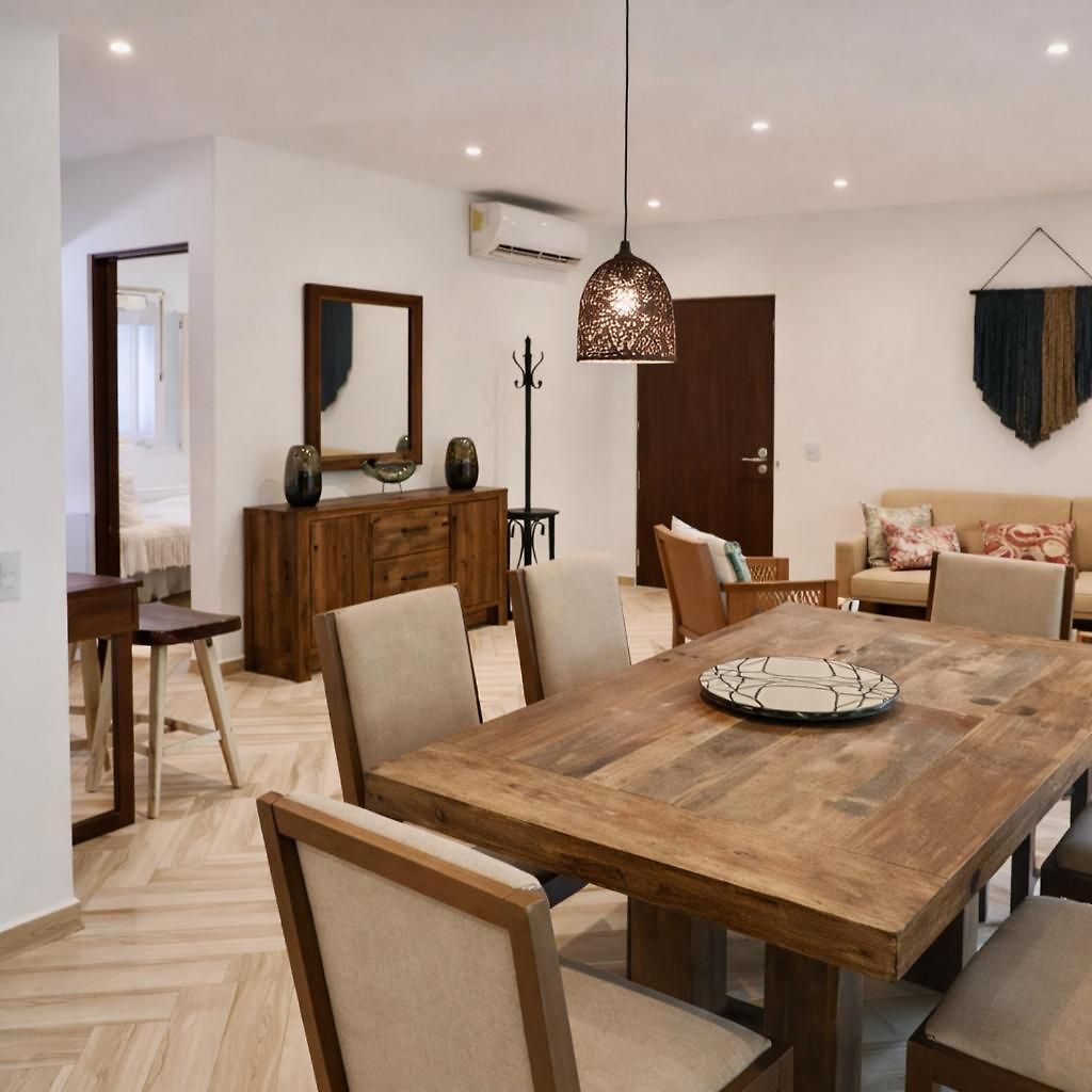Сasa de vacaciones New! La Veleta 2br, Pool, Jacuzzi & Gym