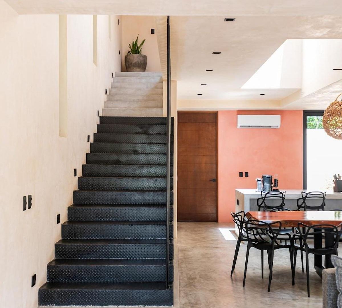 5-bedroom Private House With Pool In Villa