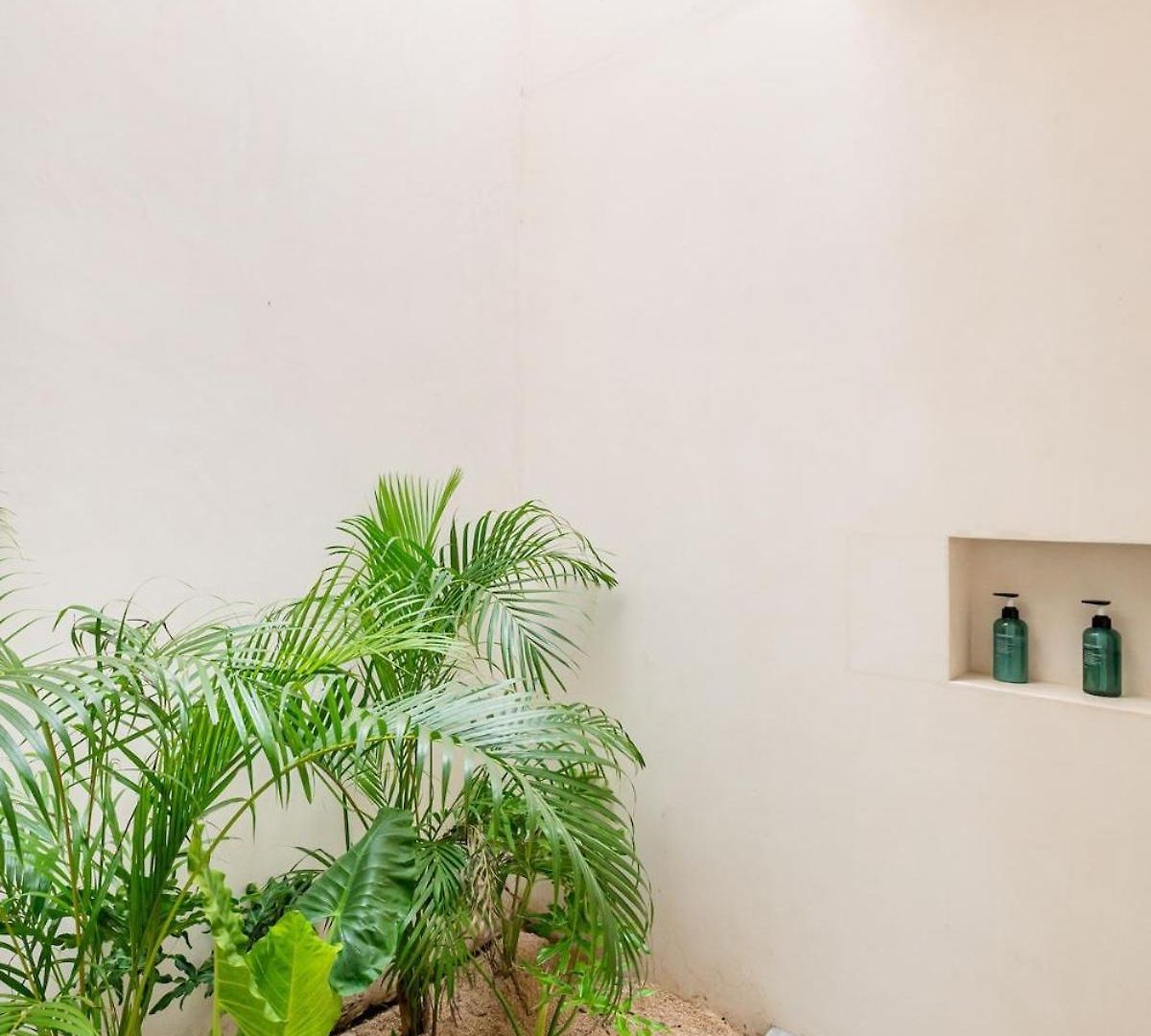 Villa 5-bedroom Private House With Pool In