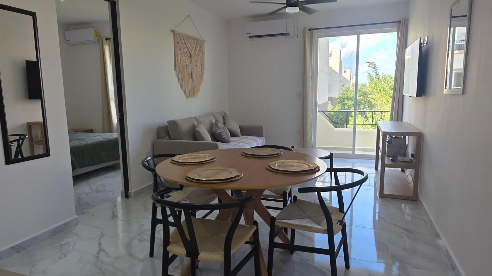 Spacious 2br With 24 7 Security Apartment
