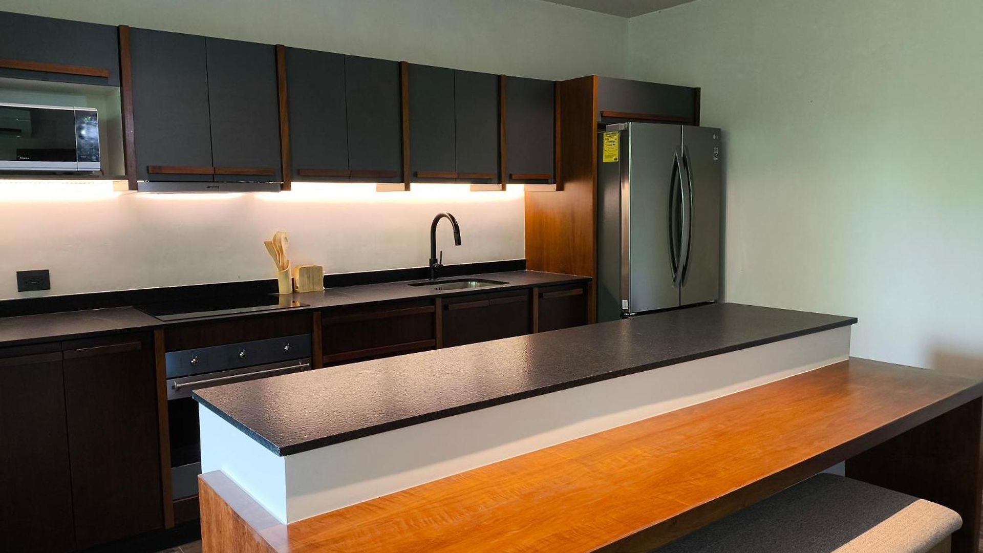 Apartamento Humana Depto 2br, Jacuzzi, Free Bikes *