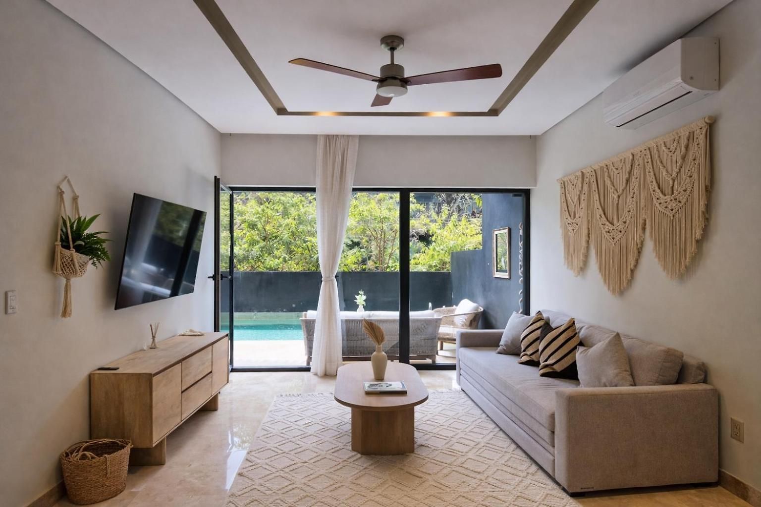 Private Pool With Access And Baby Crib - Zone Apartment *