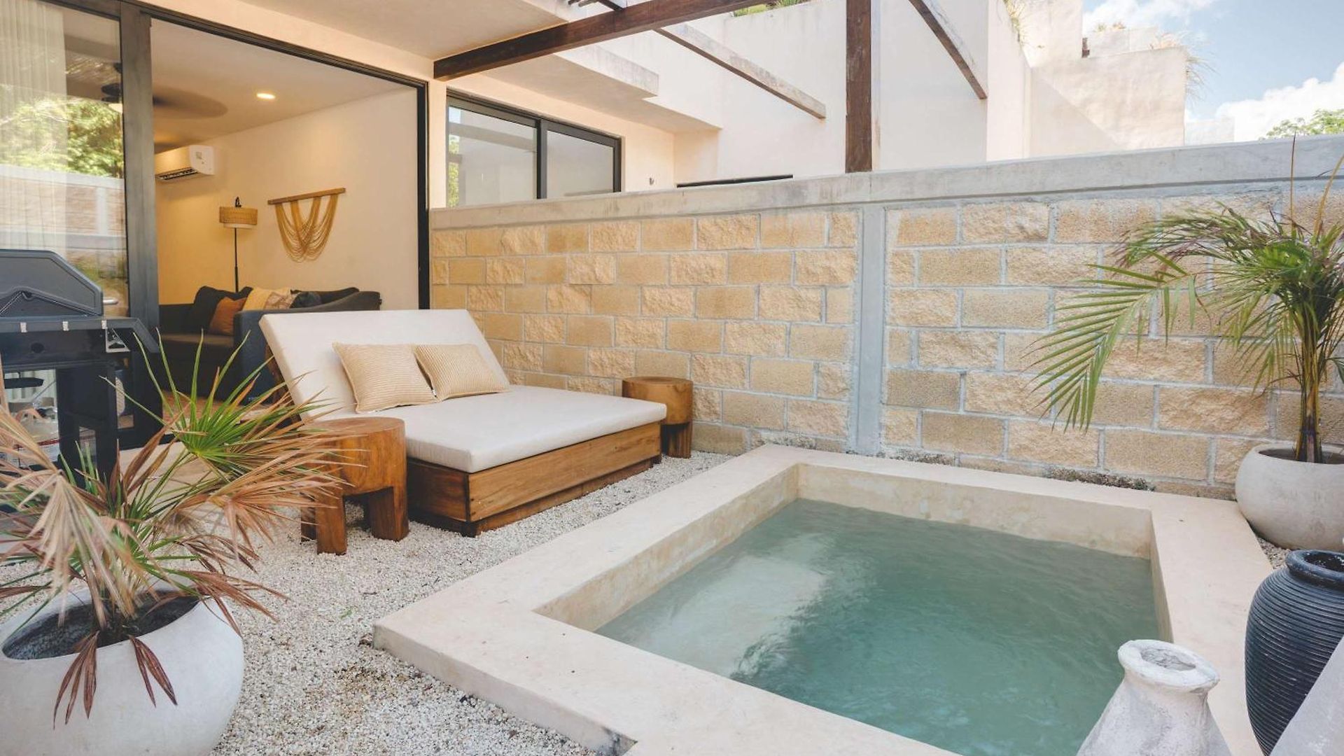 Apartamento Luxury 2br Retreat With Private Pool & *