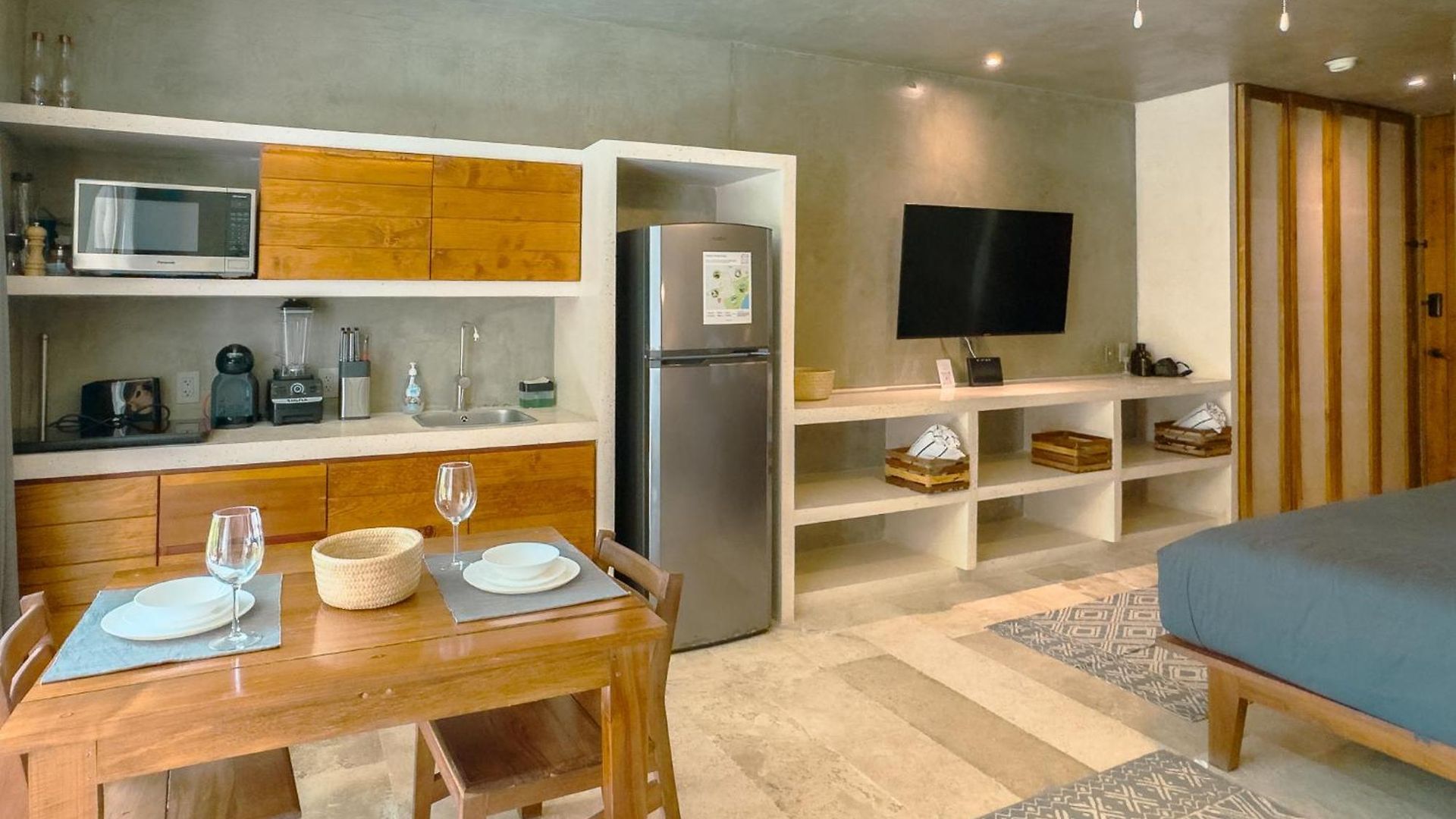 107 Private Pool & King Bed Seremonia