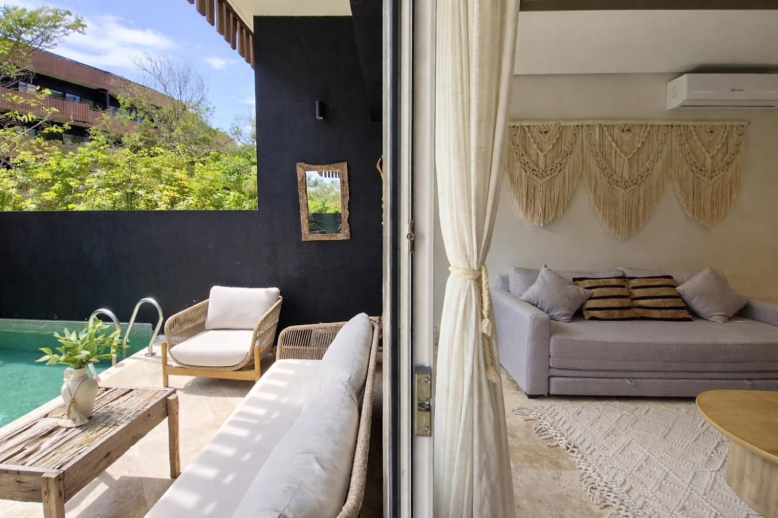 Private Pool With Access And Baby Crib - Zone
