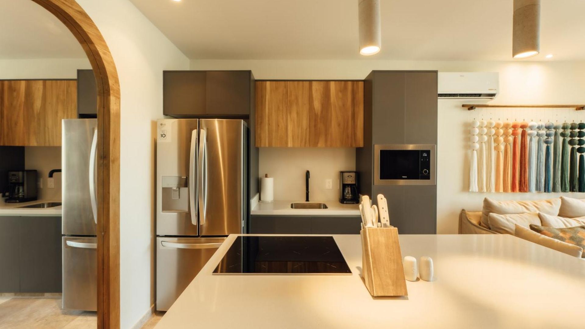 Elegant Duplex With Rooftop Jacuzzi In Apartamento *