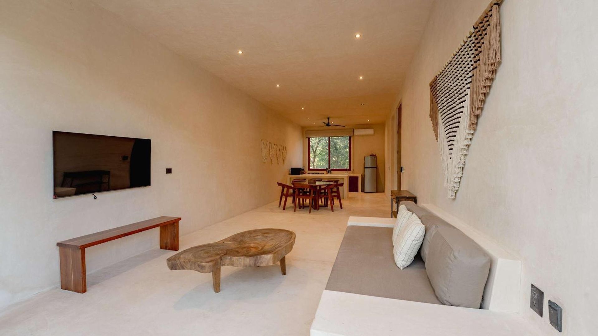 Apartment Luxury 2br Retreat With Private Rooftop - Holistika *