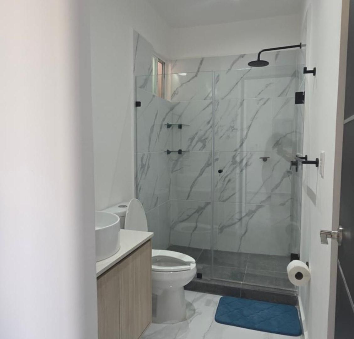 Spacious 2br With 24 7 Security Apartment