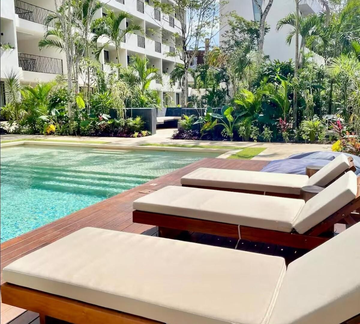 Private Jacuzzi 5 Min From The Beaches *