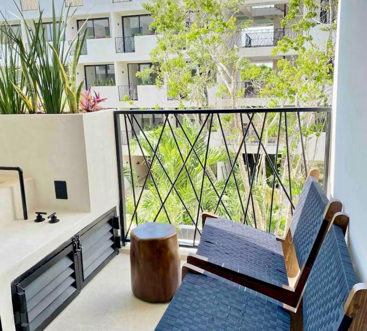 Private Jacuzzi 5 Min From The Beaches Apartment