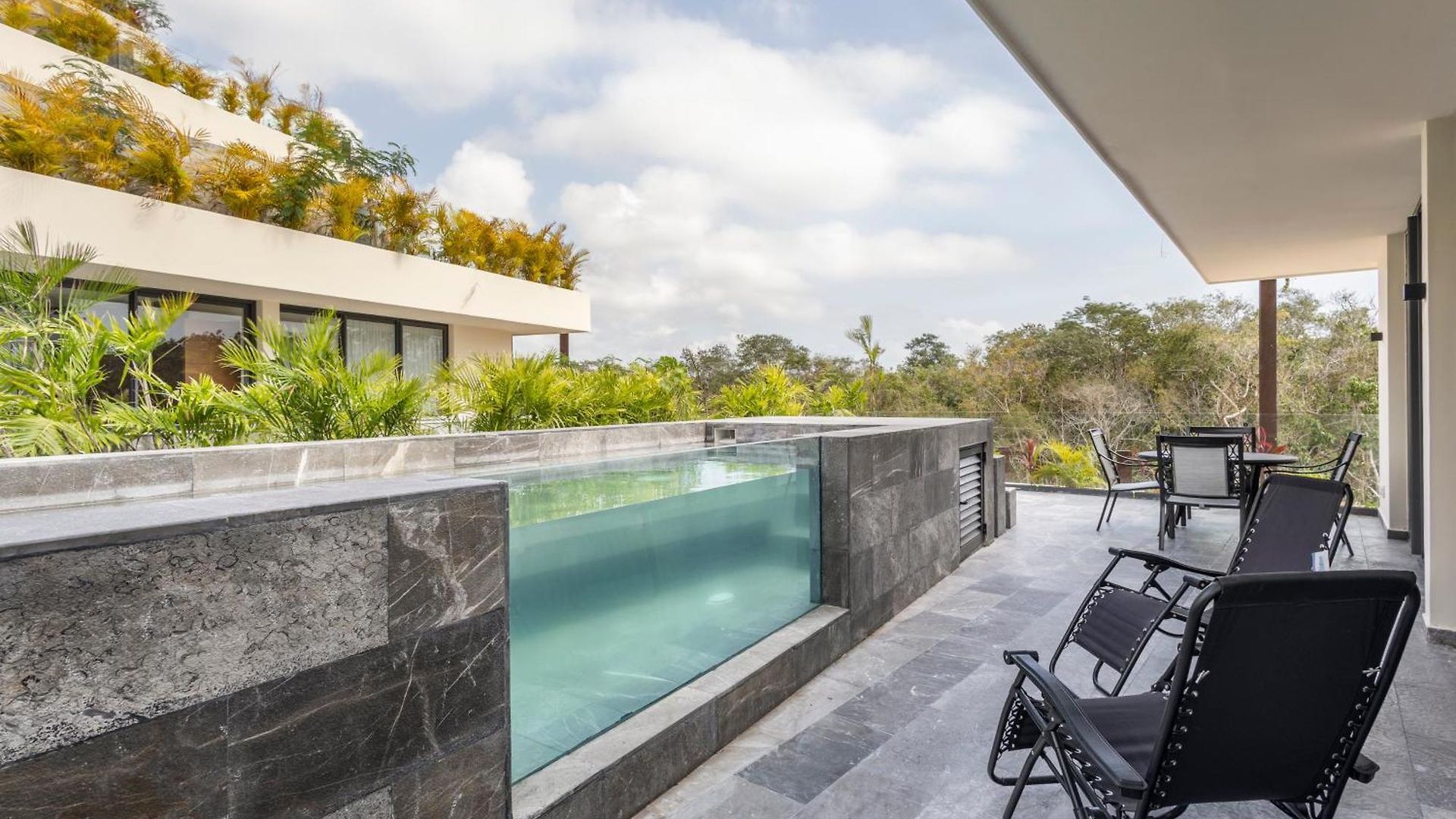 Luxury Jungle With Private Pool In At Mistiq Temple Ii