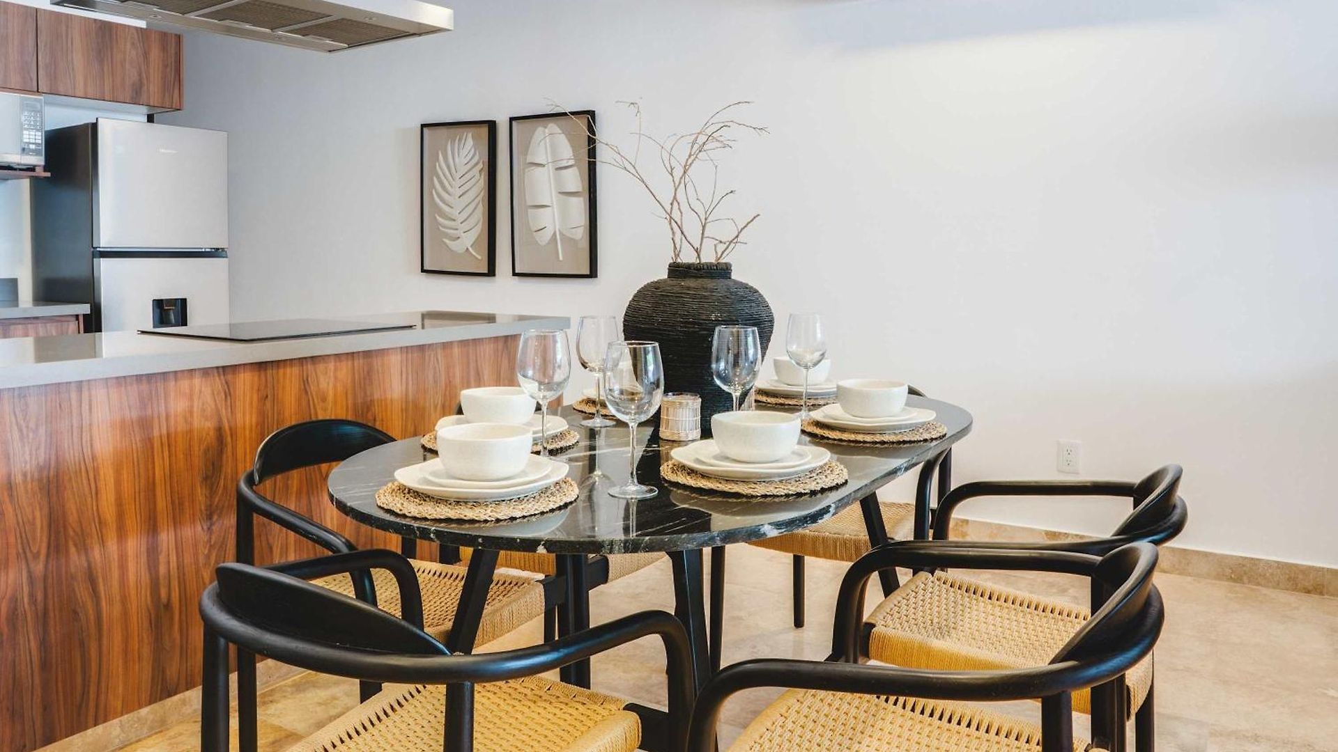 Luxury 2br Retreat With Private Pool &