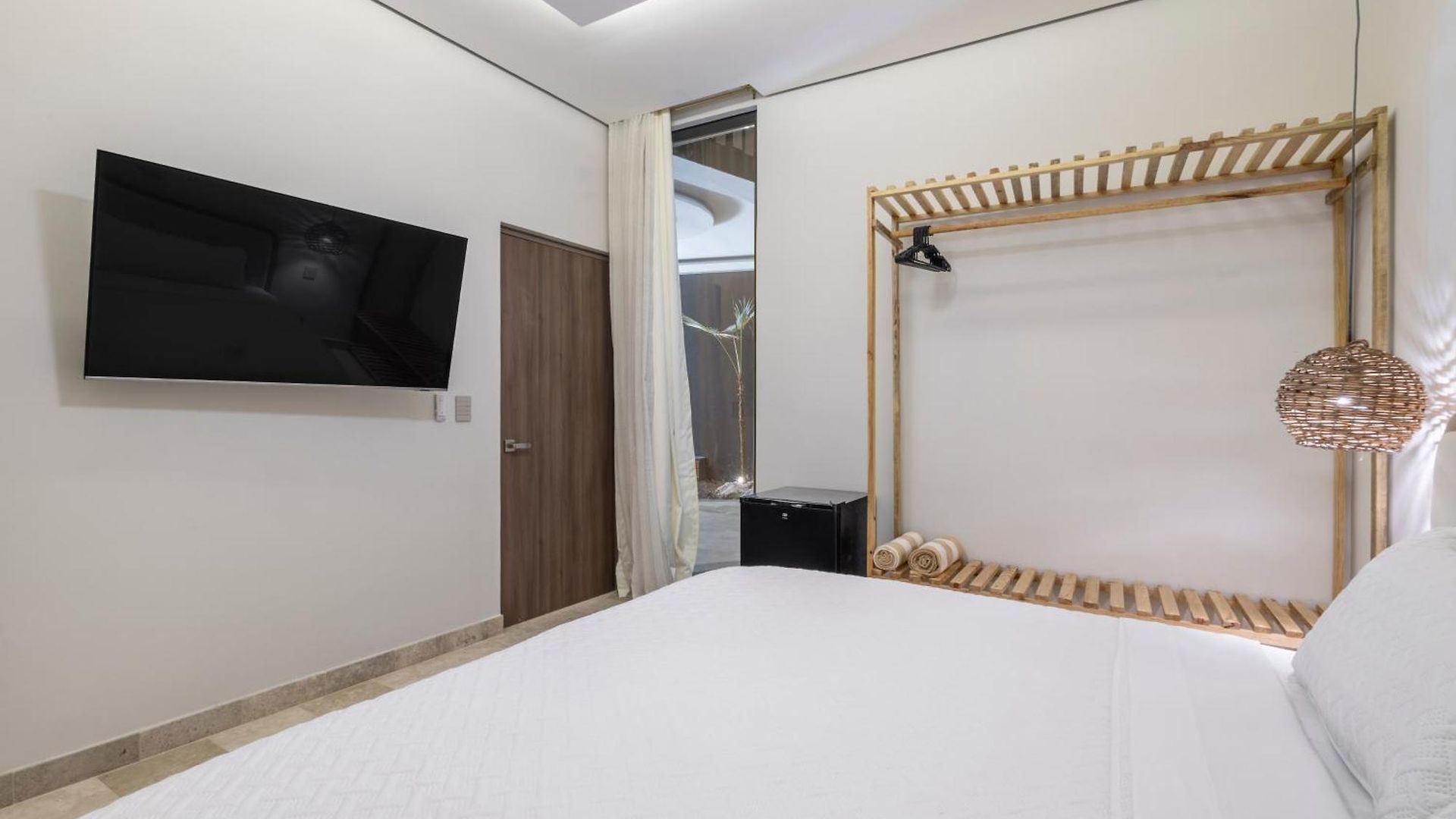 Private Pool With Access And Baby Crib - Zone Apartment *