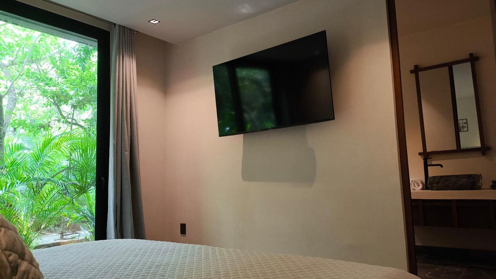 Apartamento Humana Depto 2br, Jacuzzi, Free Bikes