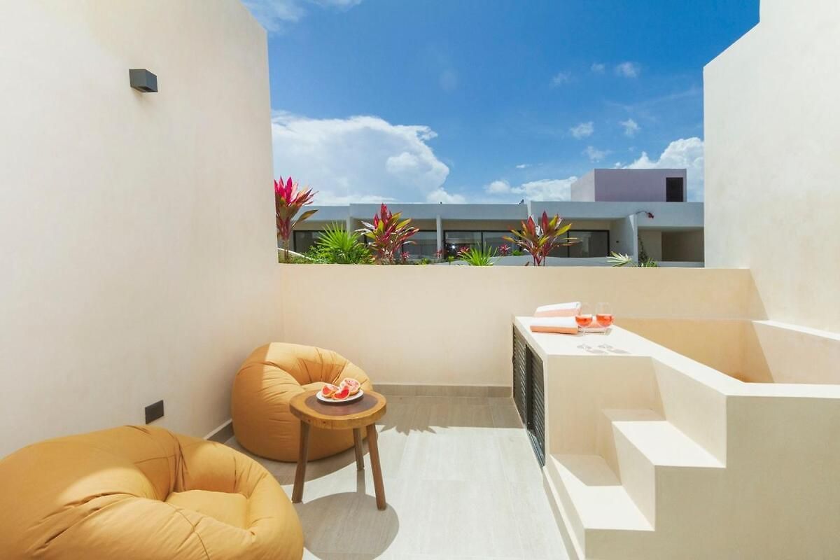 2 Bdm Each With A Private Pool, At Elements