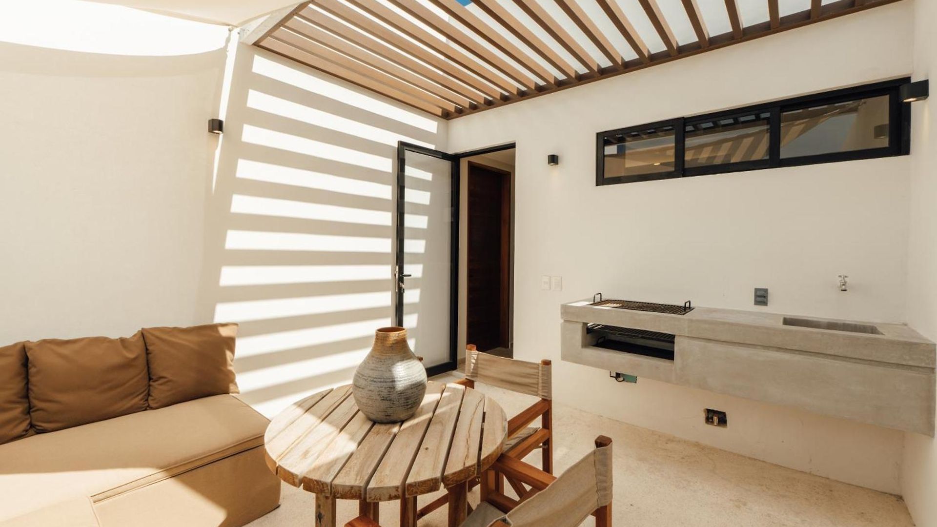 Elegant Duplex With Rooftop Jacuzzi In Apartamento *