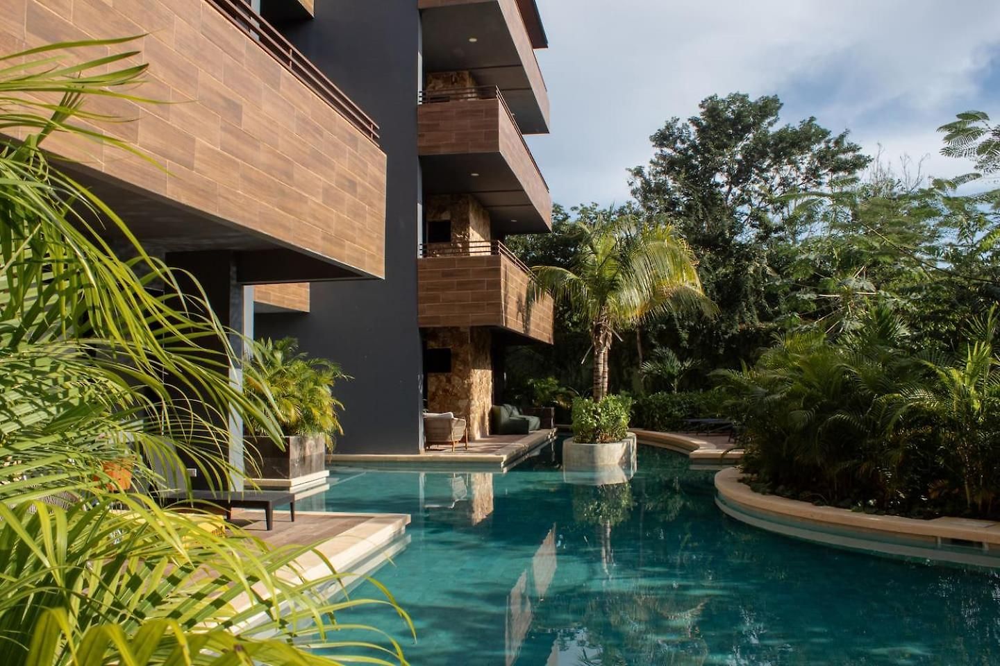 Swim-Up Suite Alberca en tu Puerta Tulum