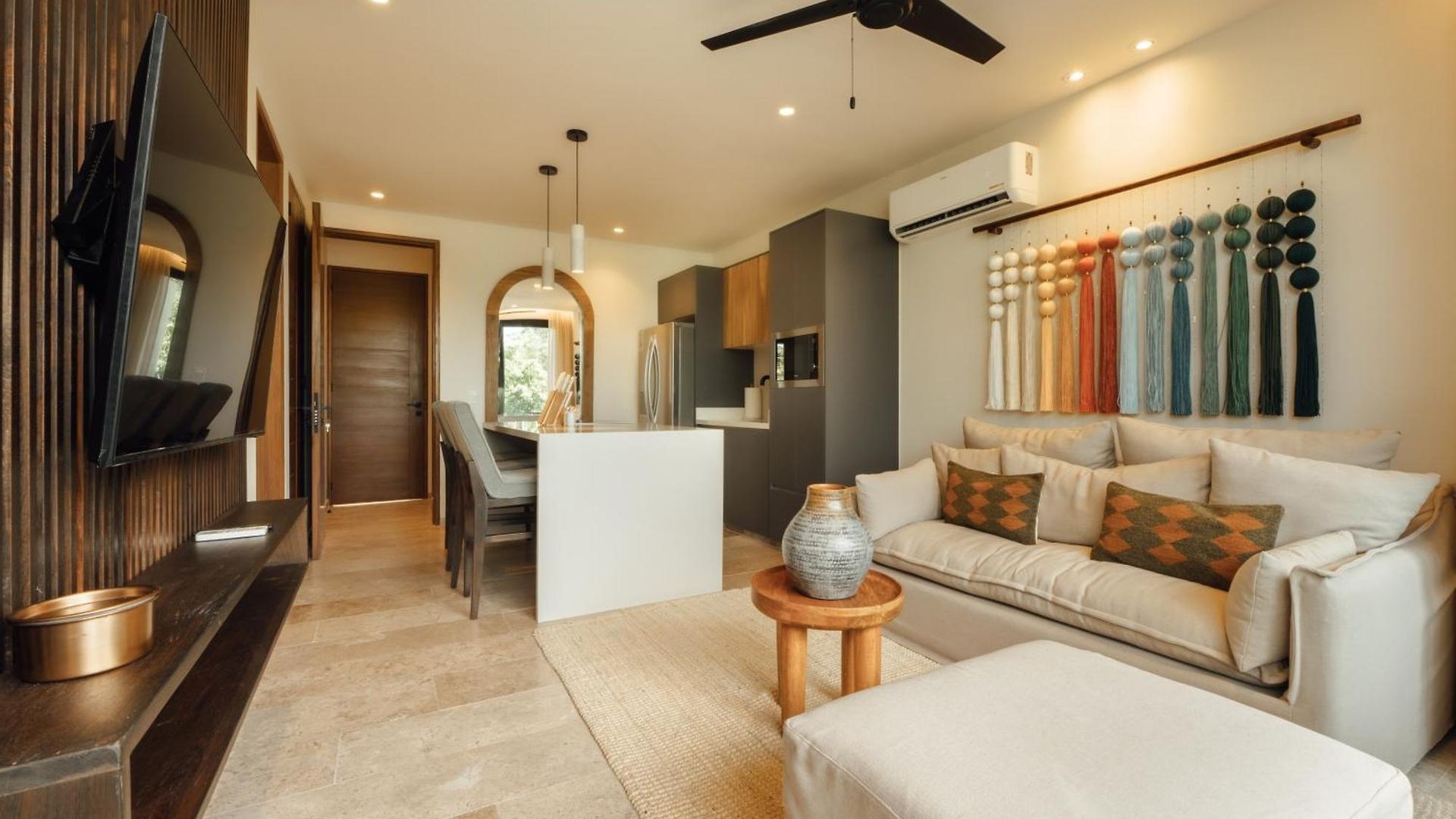 Elegant Duplex With Rooftop Jacuzzi In Apartamento *