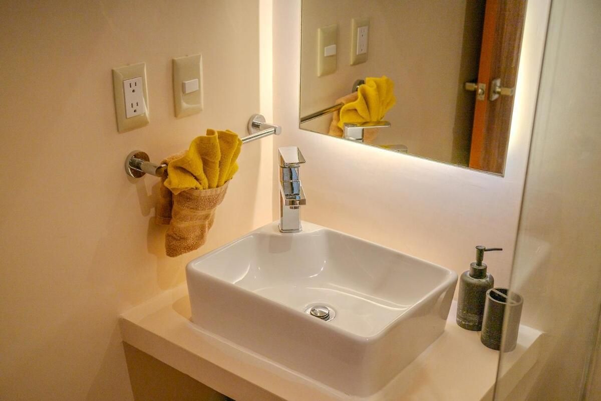 Apartment Modern With Pool Fast Wifi Perfect