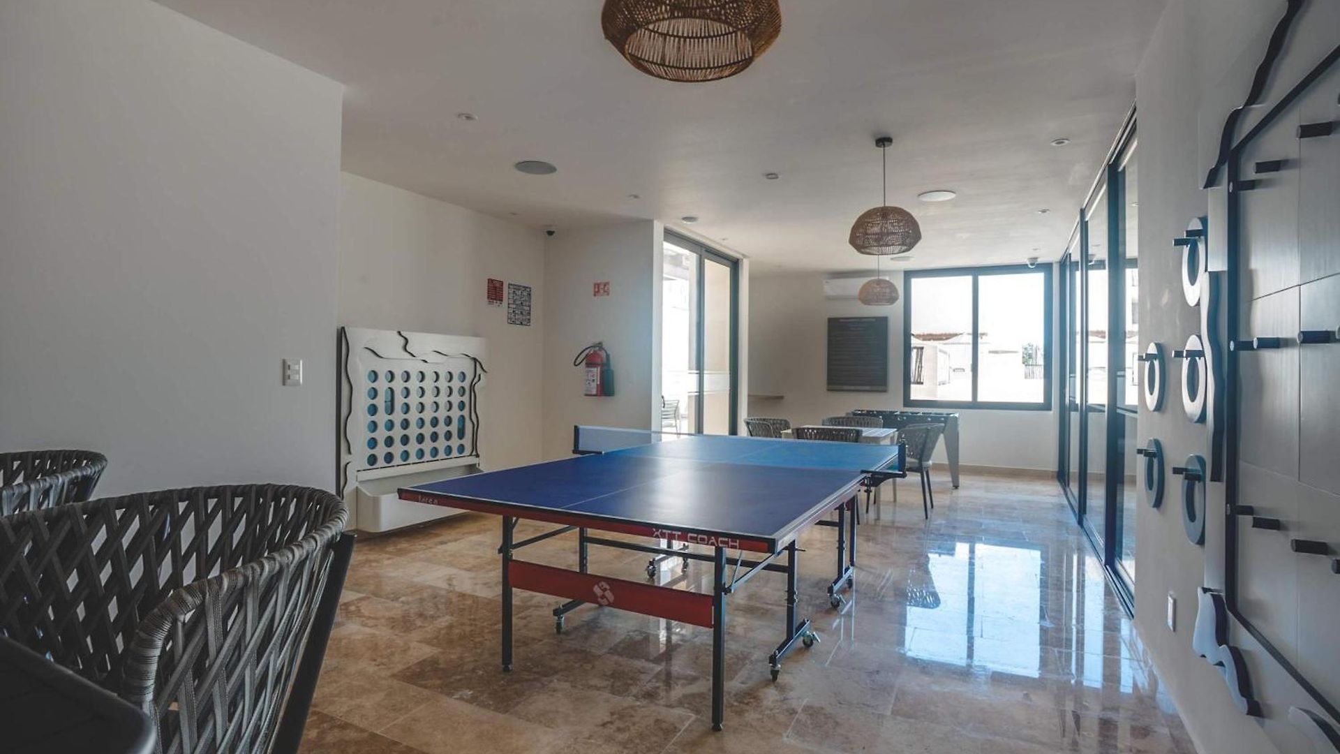Luxury 2br Retreat With Private Pool & Apartamento *
