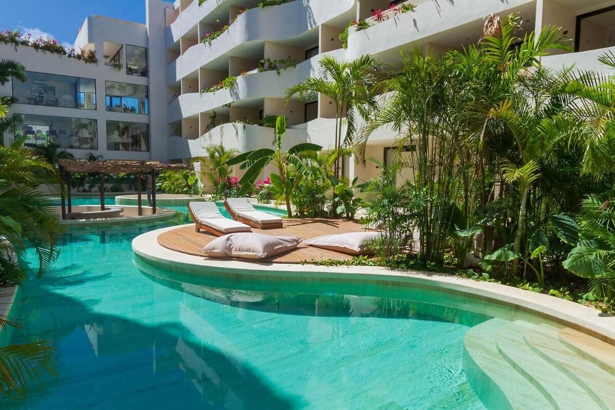 2 Bdm Each With A Private Pool, At Elements *