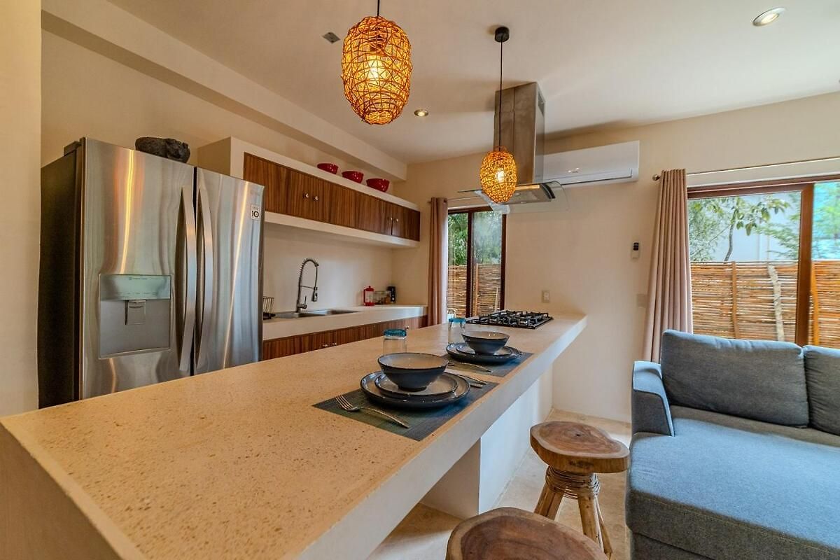 Modern With Pool Fast Wifi Perfect