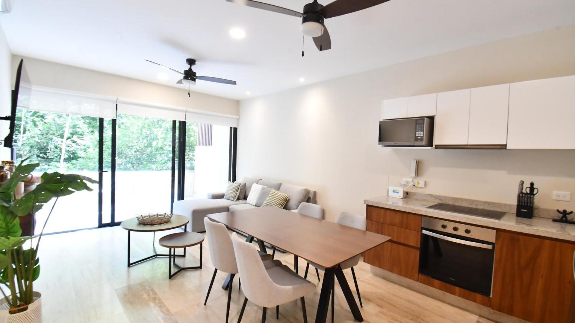 Apartment 1br At Paramar Viva By The Spot *