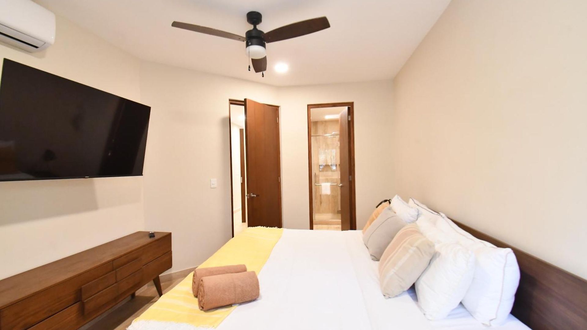 Apartment 1br At Paramar Viva By The Spot *