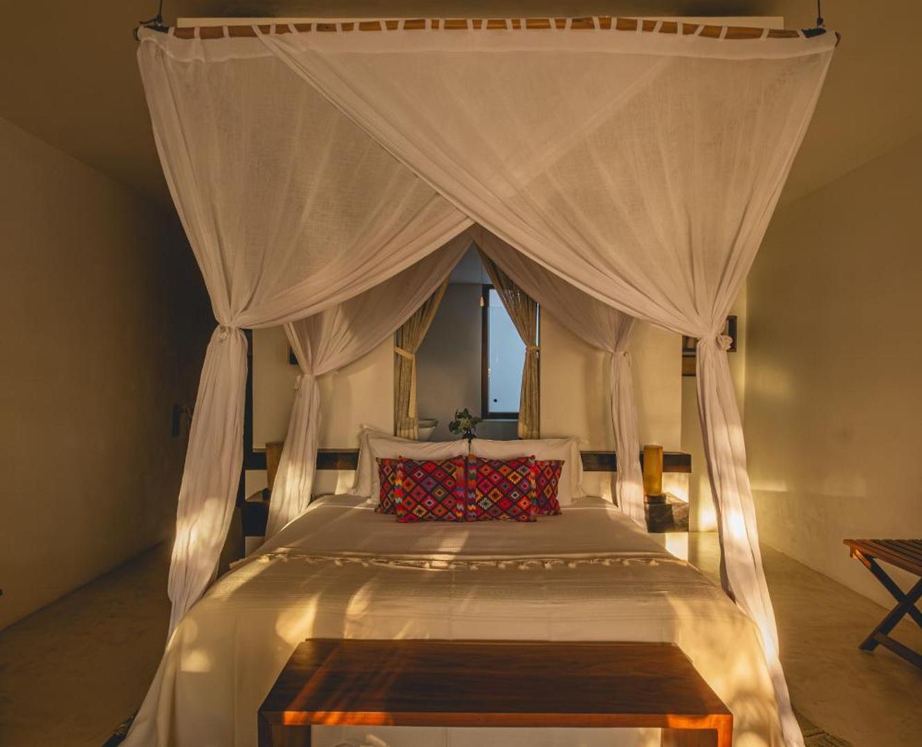 Hotel The 5*