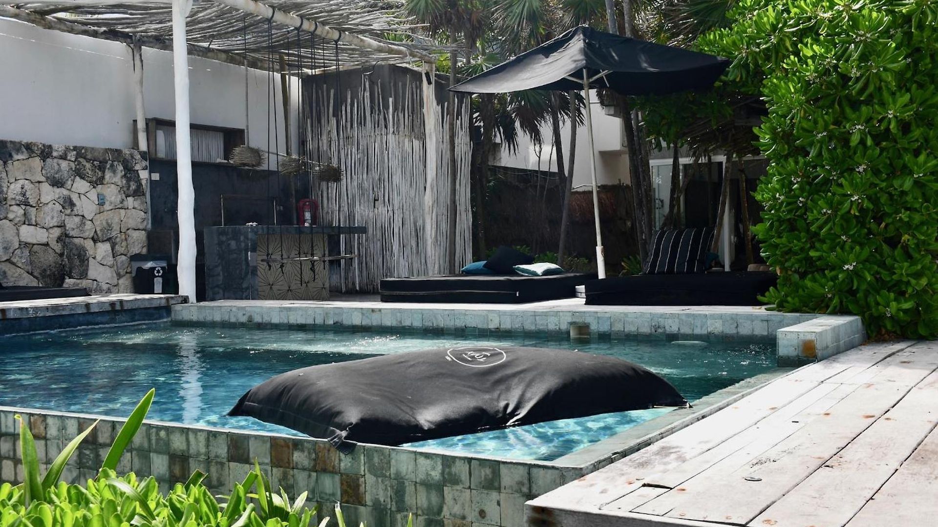 Beachfront Kiin * Tulum