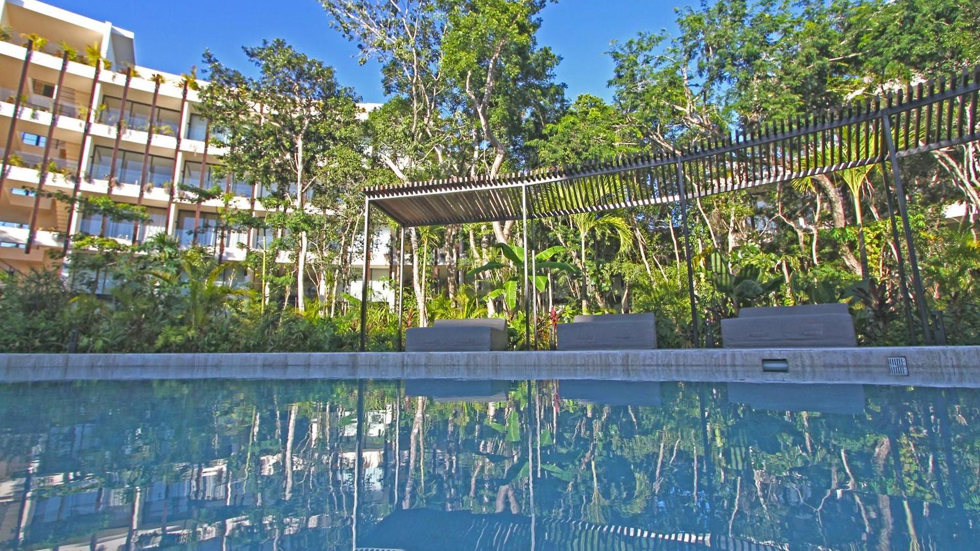 Luxury Jungle Loft, 7 Pools, Rooftop Panoramic View, Shuttle, Fast Wifi *